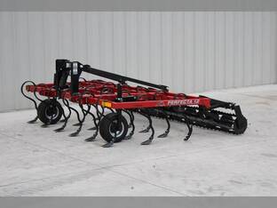 2025 Unverferth PERFECTA 12