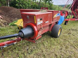 2013 New Holland BC5060 W Kuhns Accumulator System