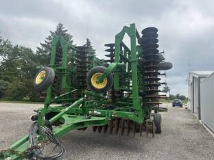 2012 John Deere 2310