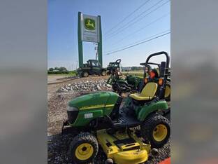 2009 John Deere 2305