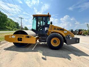 2023 XCMG CV123PDU
