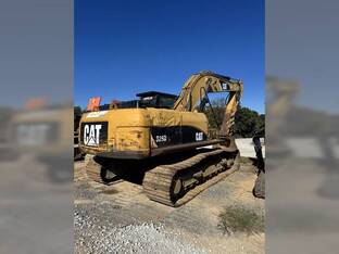 2014 Caterpillar 325DL