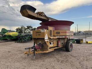 2019 HayBuster H1130