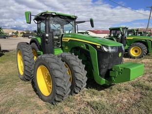 2024 John Deere 8R 370