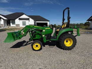 2023 John Deere 2032R