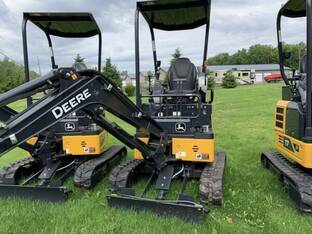 2023 John Deere 17 P