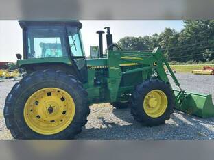 1989 John Deere 4055