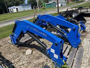New Holland 665TL