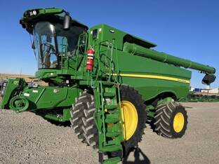 2024 John Deere S780
