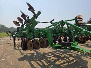 2024 John Deere 2730