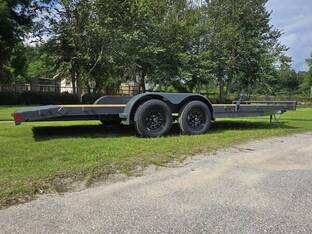 2025 Lamar 16' Carhauler