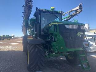 2022 John Deere 800R