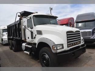 2012 Mack GRANITE GU713