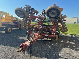 Case IH 330