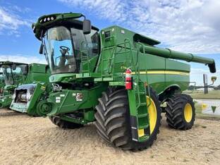 2021 John Deere S790