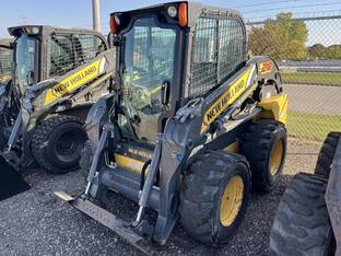 2016 New Holland L218