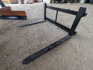2025 BELCO Sub Compact Pallet Forks 36