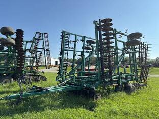 2012 Great Plains 8328DV