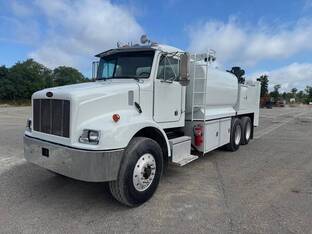 2004 Peterbilt 330