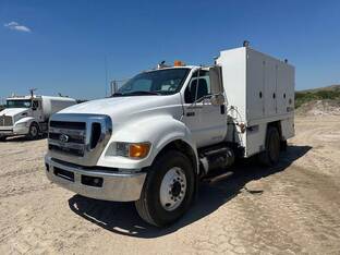 2008 Ford F750 SD
