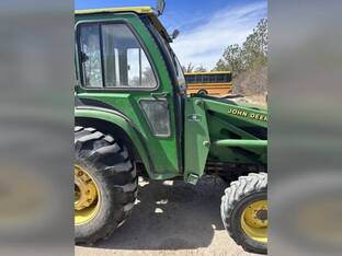 2000 John Deere 4600