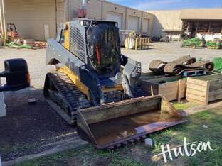 2023 John Deere 333G