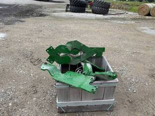 John Deere 520M LOADER FRAME