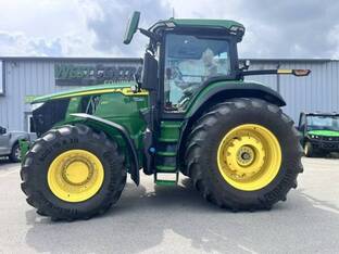 2023 John Deere 7R 250