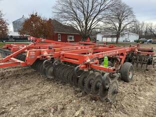 2014 Kuhn Krause EXCELERATOR 8000-25