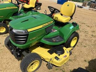 2019 John Deere X758