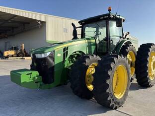 2016 John Deere 8370R