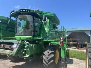 2016 John Deere S670