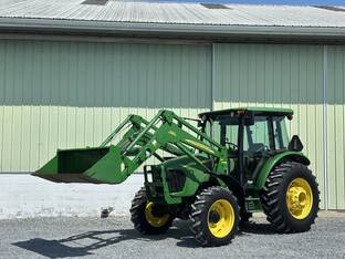 2005 John Deere 5425