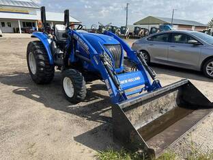 2014 New Holland Boomer 33