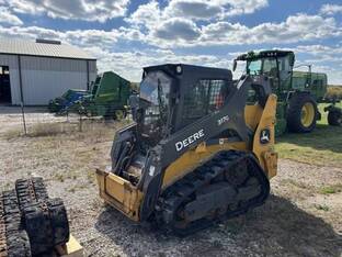 2023 John Deere 317G