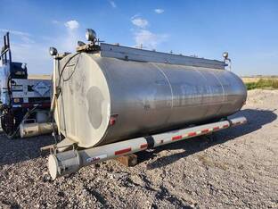 1987 WESTERN TRAILERS 3000 GAL