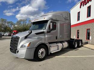 2022 Freightliner CASCADIA 126