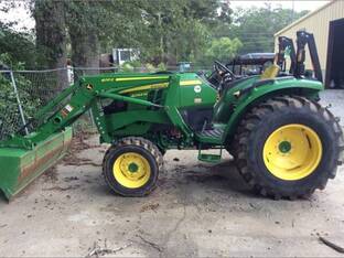 2022 John Deere 4044M