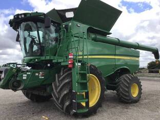 2023 John Deere S780