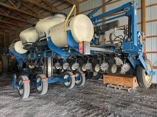 2012 Kinze 3600ASD