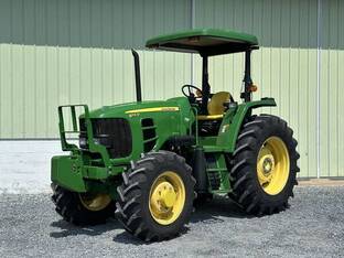 2011 John Deere 6115D