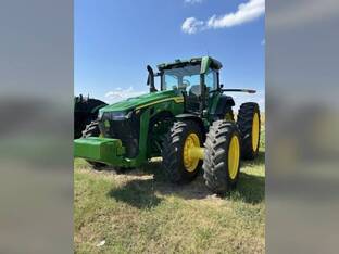 2023 John Deere 8R 340