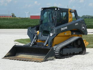 2023 John Deere 331G