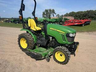 2015 John Deere 2025R