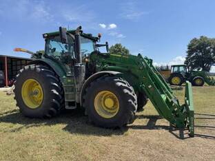 2025 John Deere 6R 195