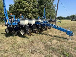 2017 Kinze 3000