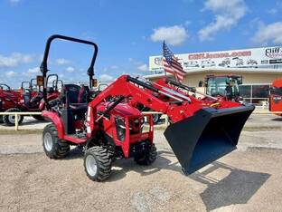 2025 Mahindra 1100 Series 1120 HST 4WD