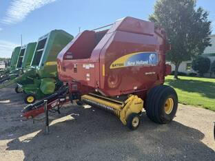 2013 New Holland BR7090