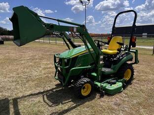 2013 John Deere 1025R