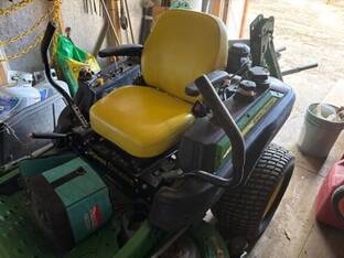 2015 John Deere Z920M